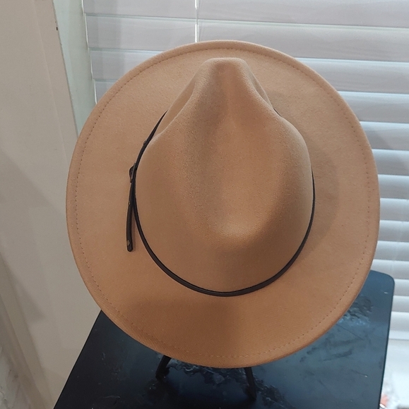 Fashion Fedora Hat Thin Leather Strap Accent Carmel Brown - Picture 3 of 10